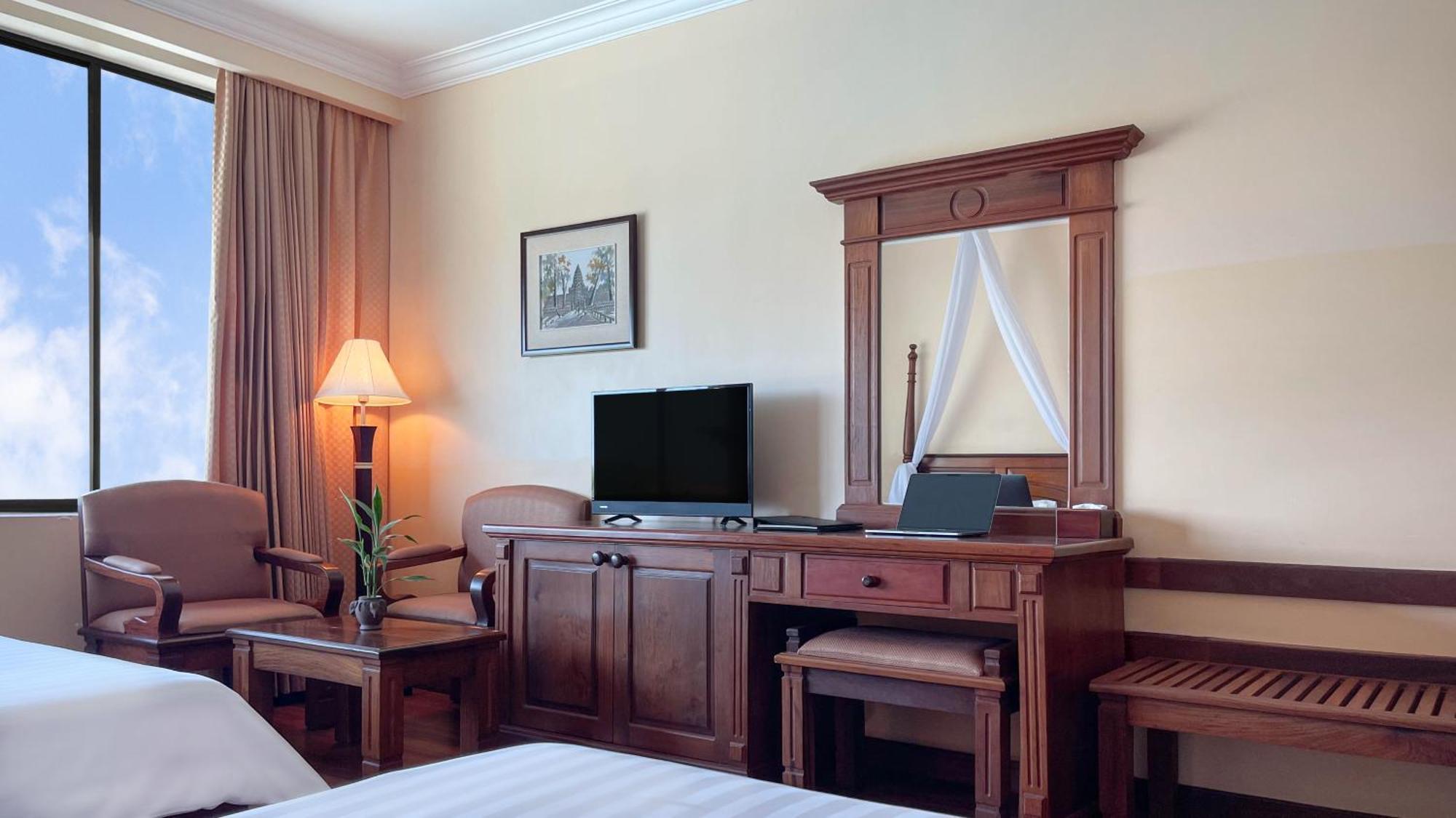 Pacific Hotel & Spa Siem Reap Exterior photo