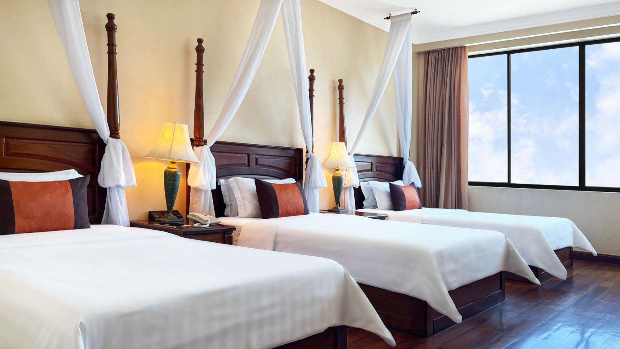 Pacific Hotel & Spa Siem Reap Exterior photo