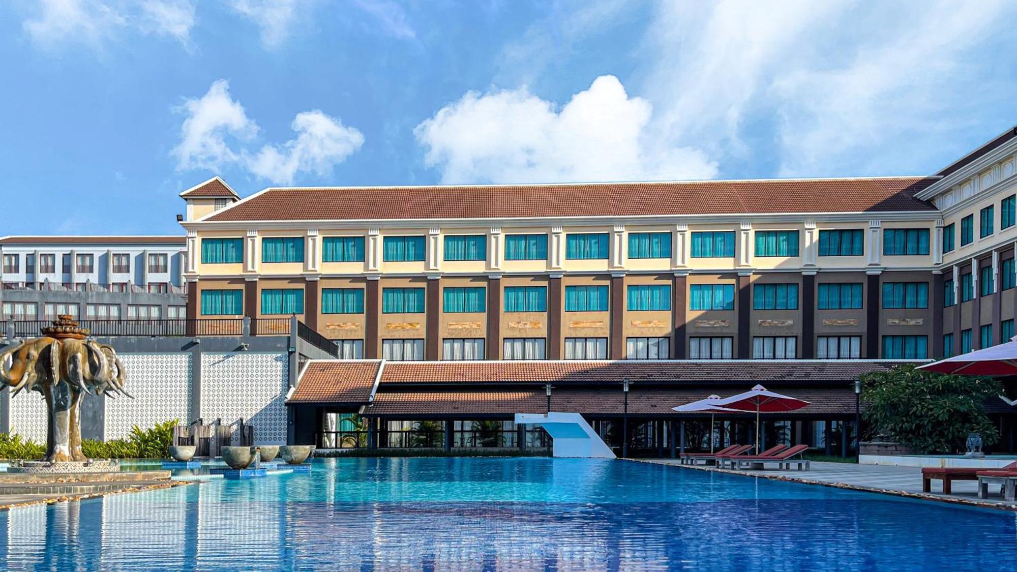 Pacific Hotel & Spa Siem Reap Exterior photo