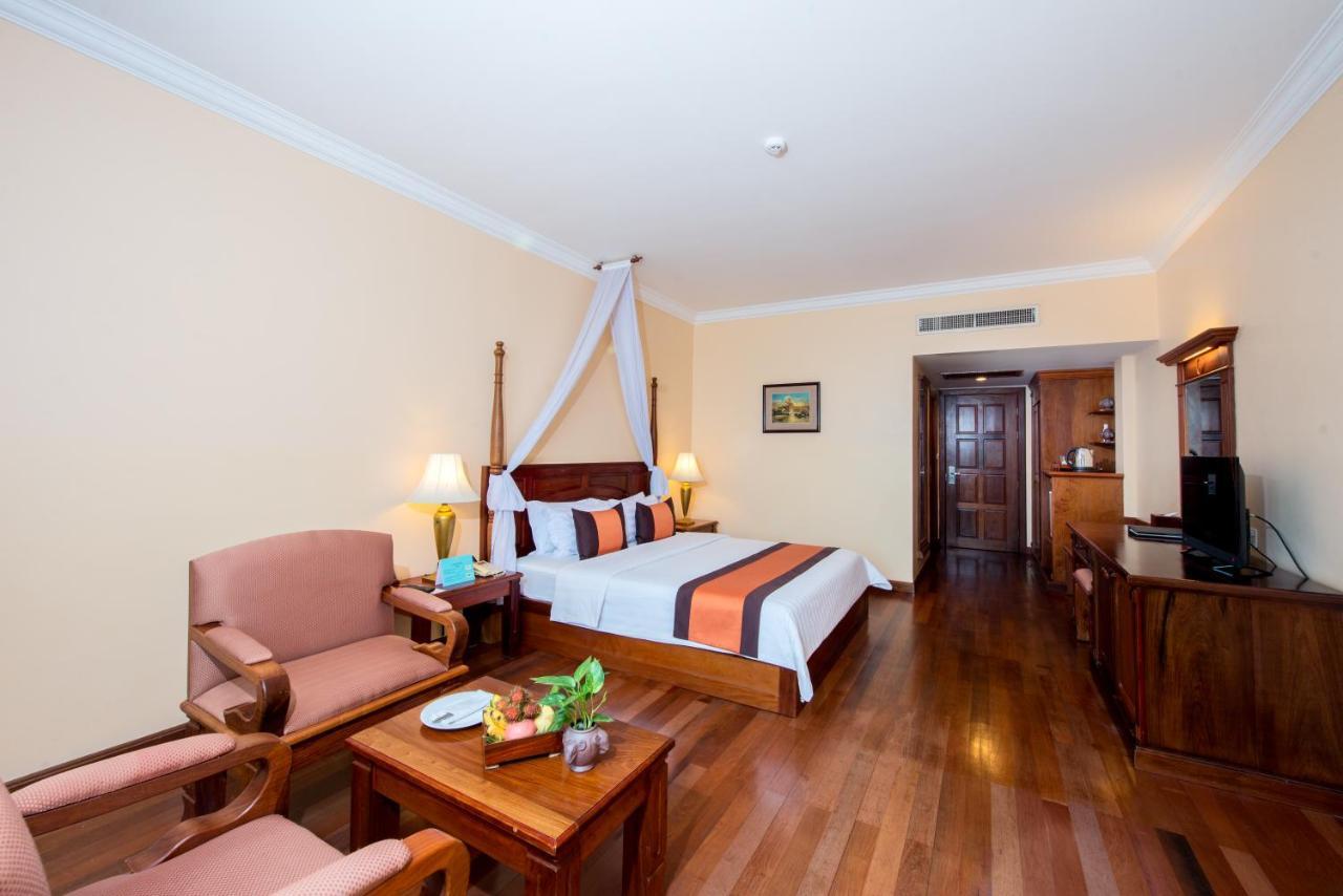 Pacific Hotel & Spa Siem Reap Exterior photo